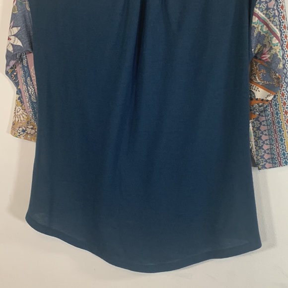 One World Live and Let Live Boho Floral Women’s Size S Knotted Front Hi Low Top - Picture 12 of 15